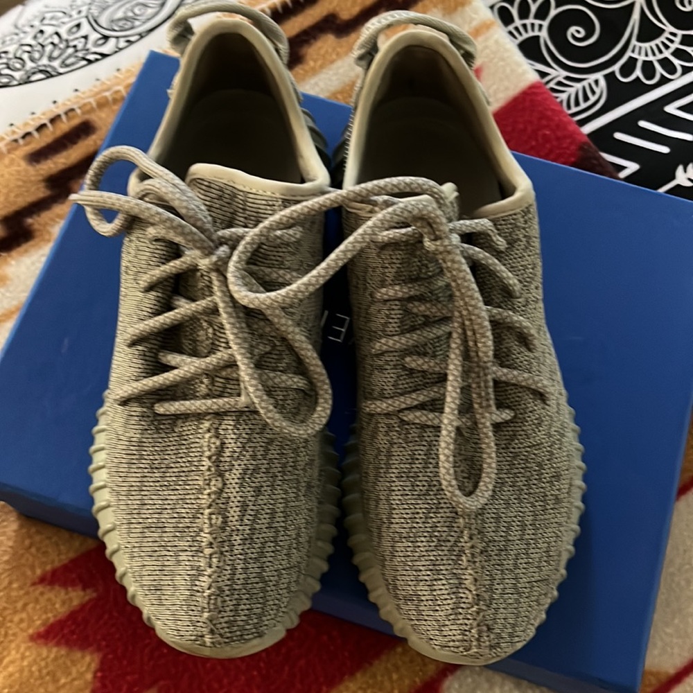 Rare Yeezy’s - Picture 3 of 10
